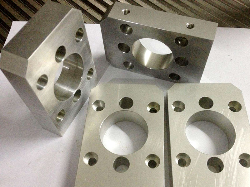 車(chē)床加工一刀多大尺寸？