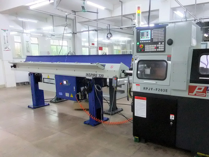 縱切車床為何適合加工細長零件？加工方法！